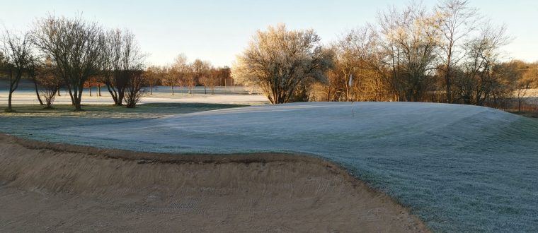 Ved frost er banen lukket